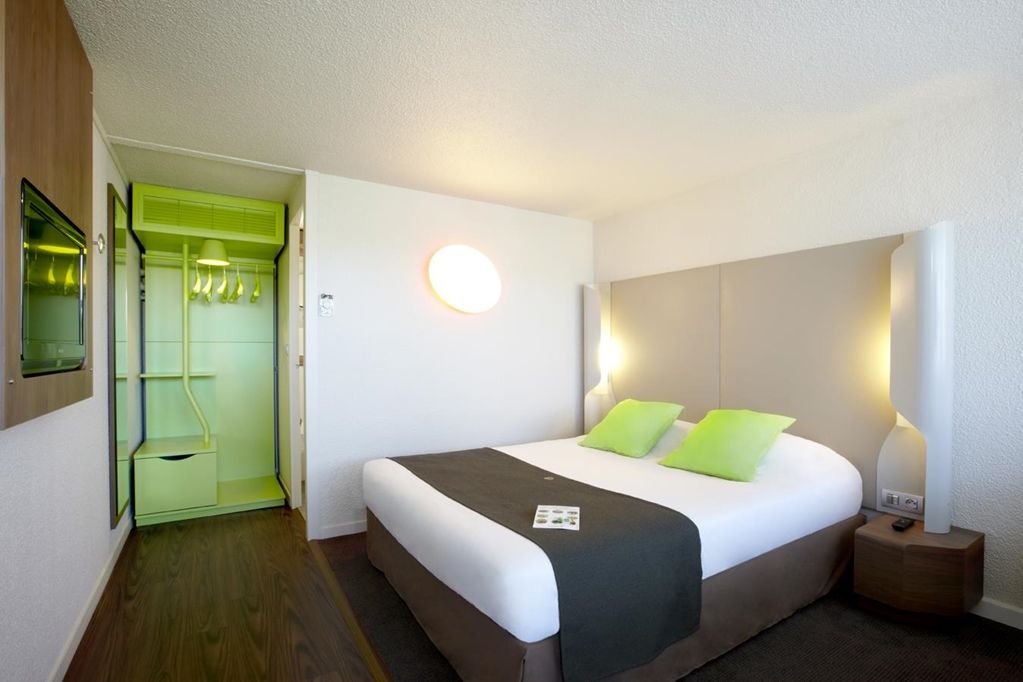 Hotel Campanile Melun Sénart Vert-Saint-Denis Camera foto